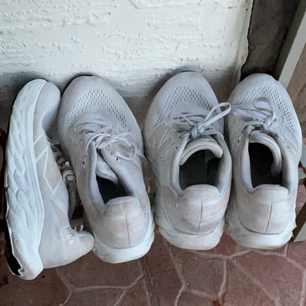 women well worn new balance White Athletic Running Shoes